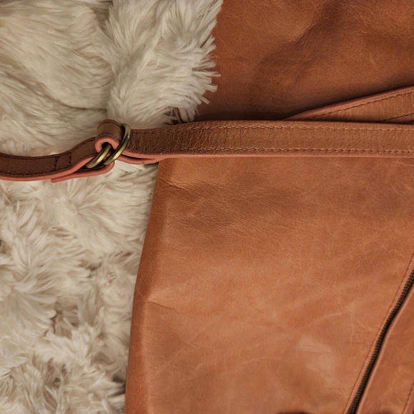 Hobo Leather Crossbody Bag - Picture 10 of 12